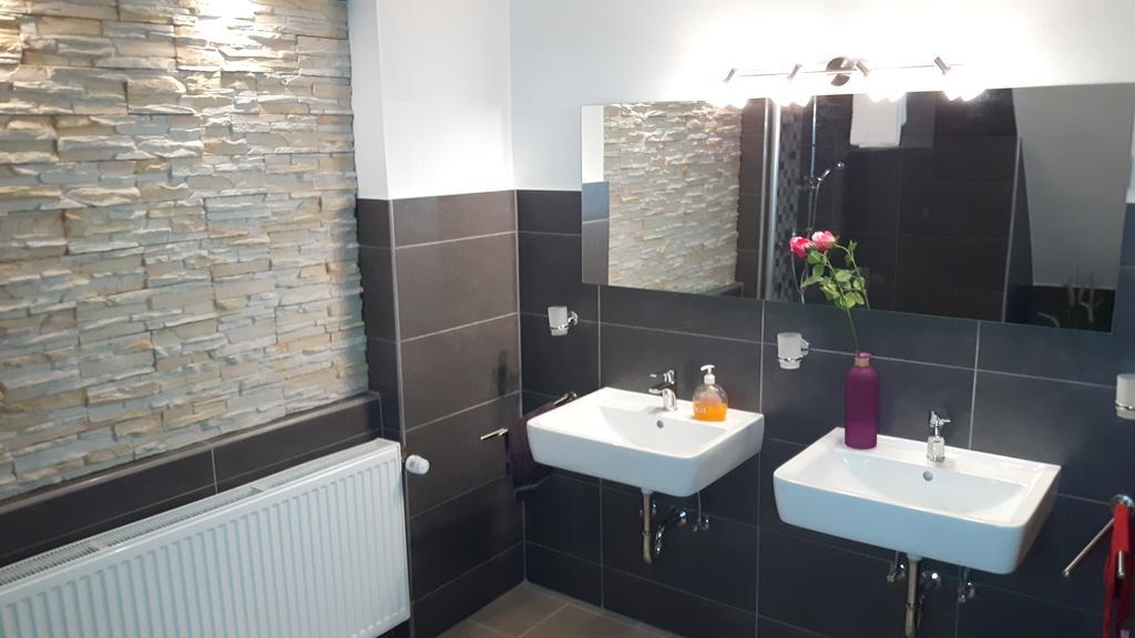 Hotel In Der Strassen Solingen Luaran gambar