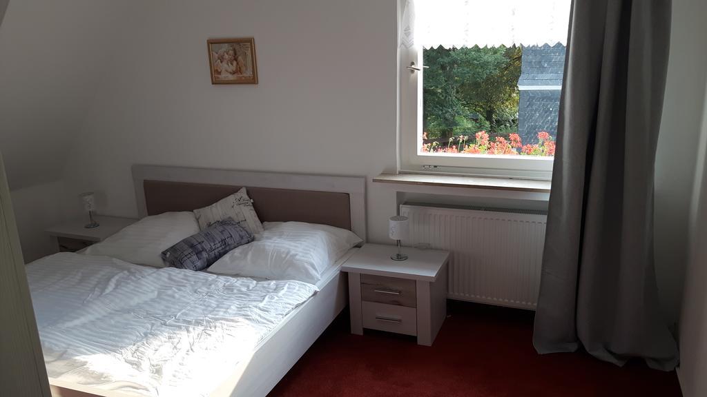 Hotel In Der Strassen Solingen Luaran gambar